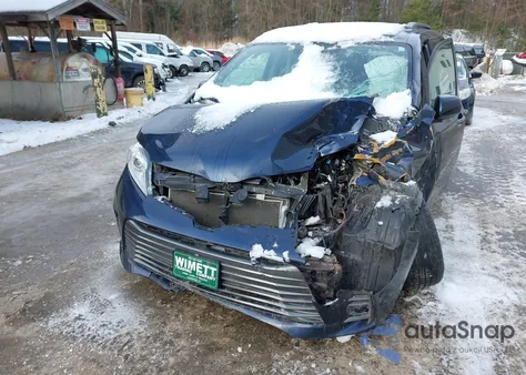 2020 Toyota Sienna Xle из США, поврежденный, VIN 5TDDZ3DC4LS246421
